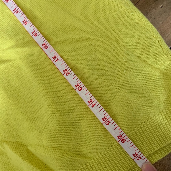 Theory Yellow Short-Sleeve Sweater - Picture 8 of 8